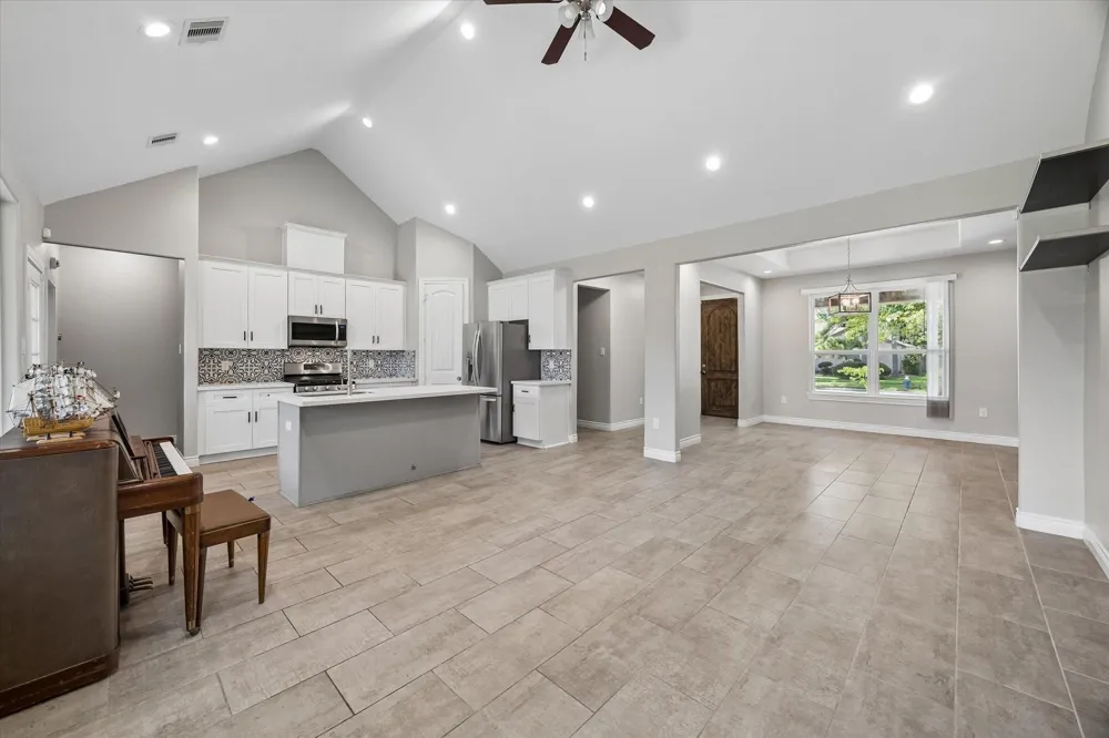 3810 Saratoga Drive Houston, TX 77088