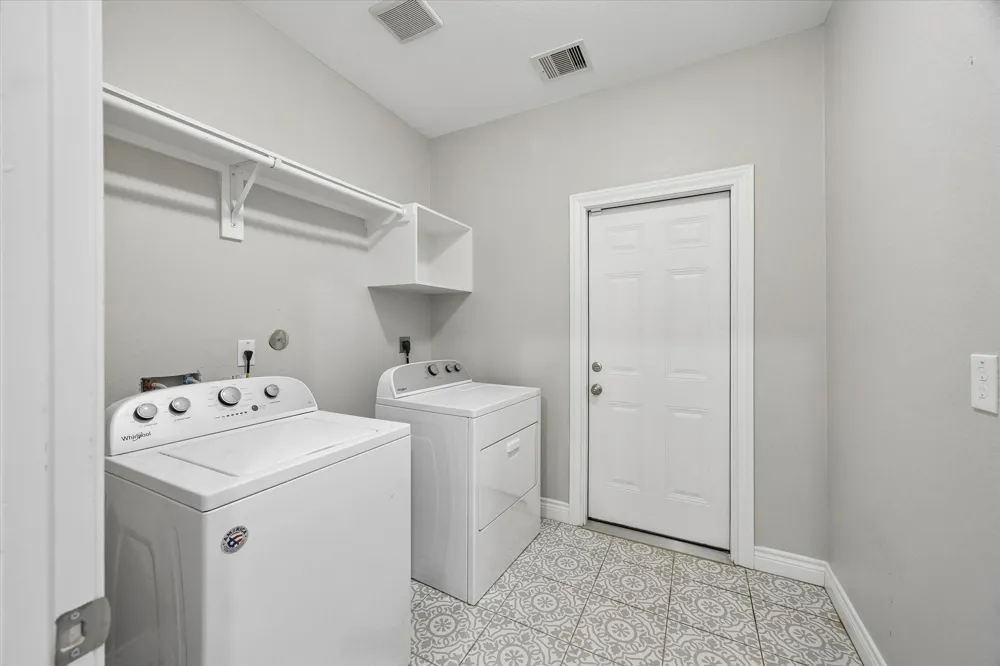 3810 Saratoga Drive Houston, TX 77088