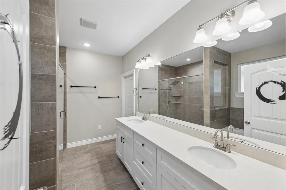 3810 Saratoga Drive Houston, TX 77088