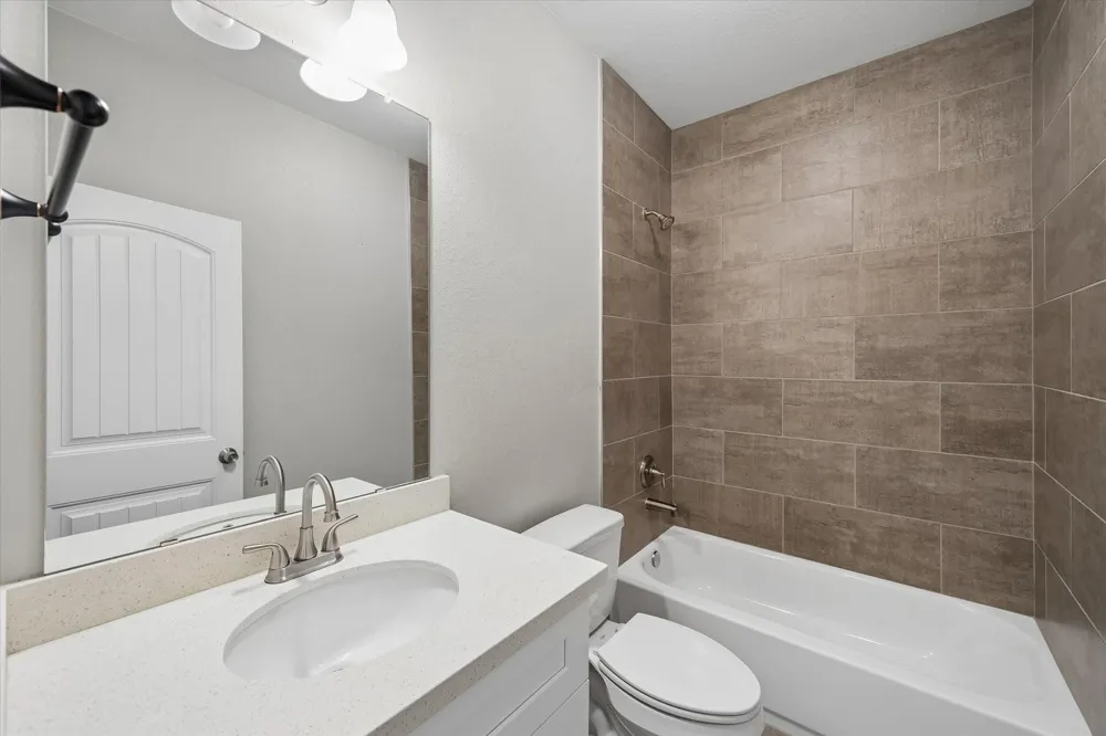 3810 Saratoga Drive Houston, TX 77088