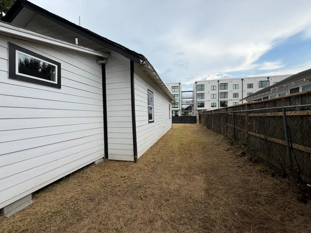 113 Delmar Street Houston, TX 77011