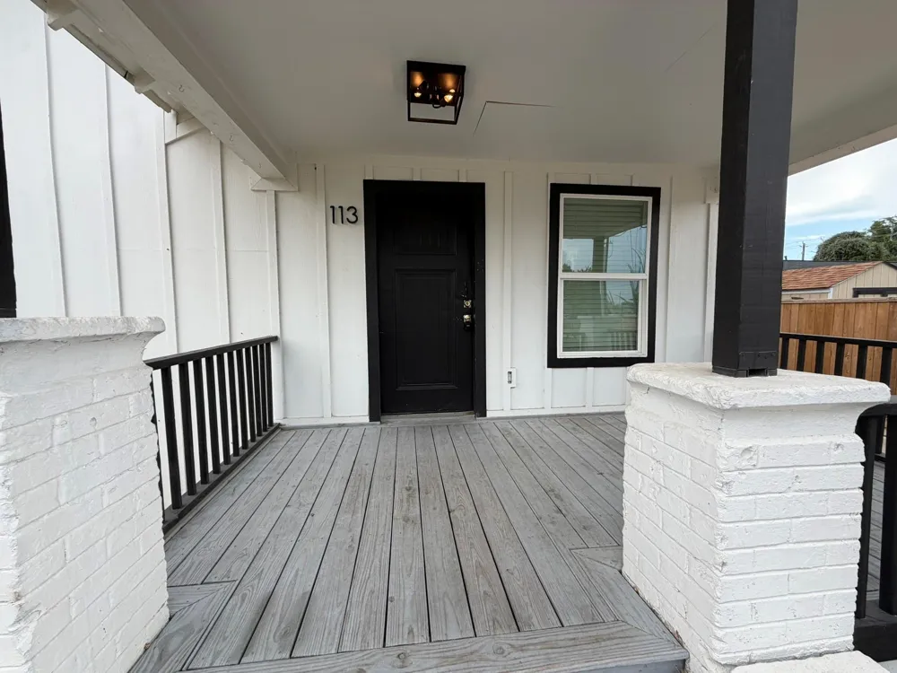 113 Delmar Street Houston, TX 77011
