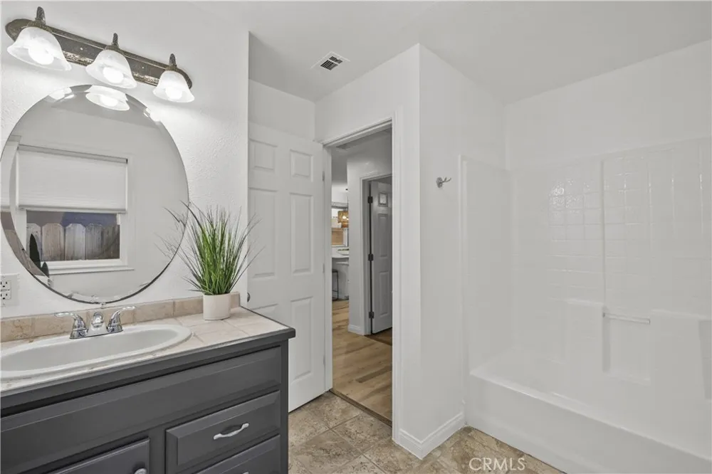 752 Loma Long Beach, CA 90804