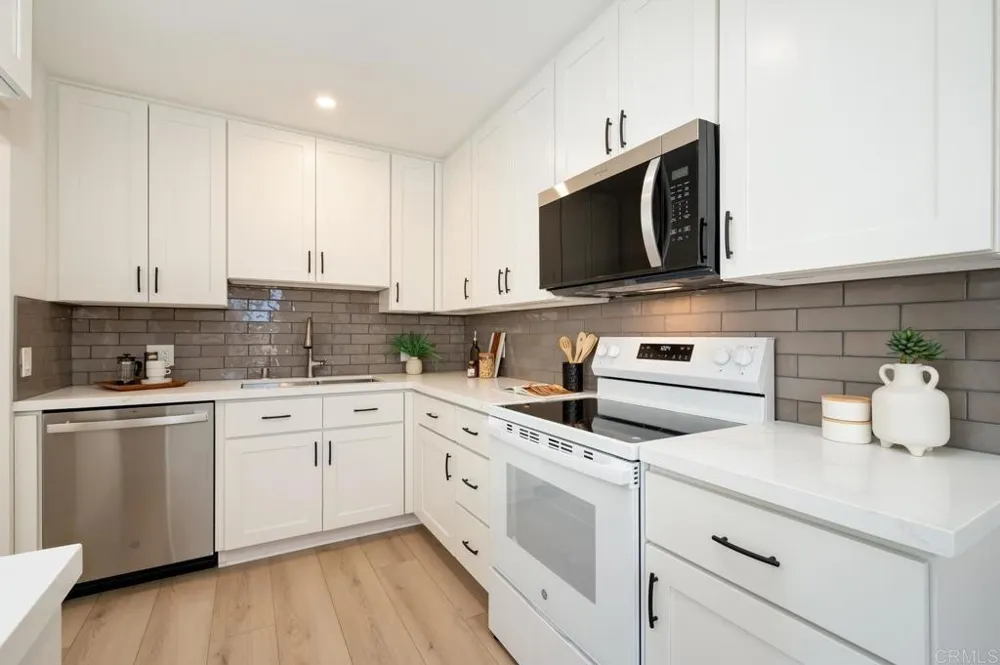 1836 Belle Grove Road Encinitas, CA 92024