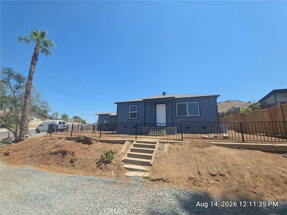 10090 Eddystone Riverside, CA 92503