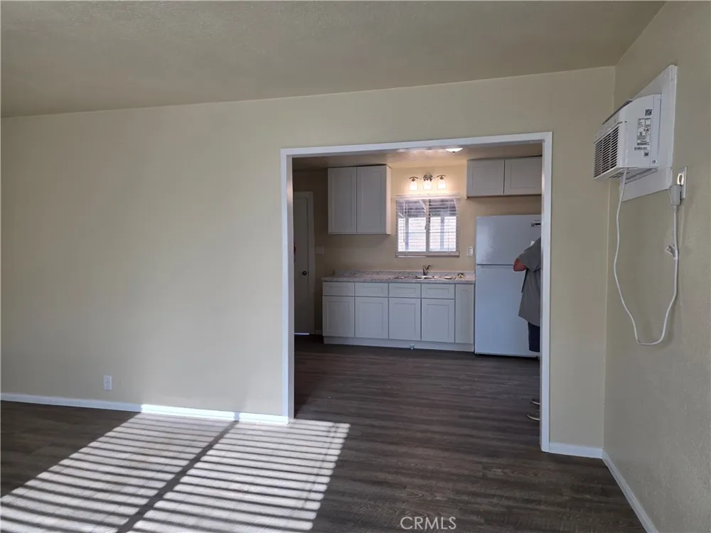 10090 Eddystone Riverside, CA 92503