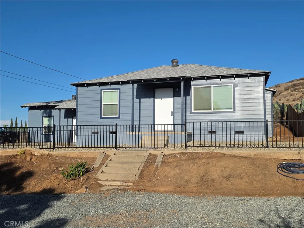 10090 Eddystone Riverside, CA 92503
