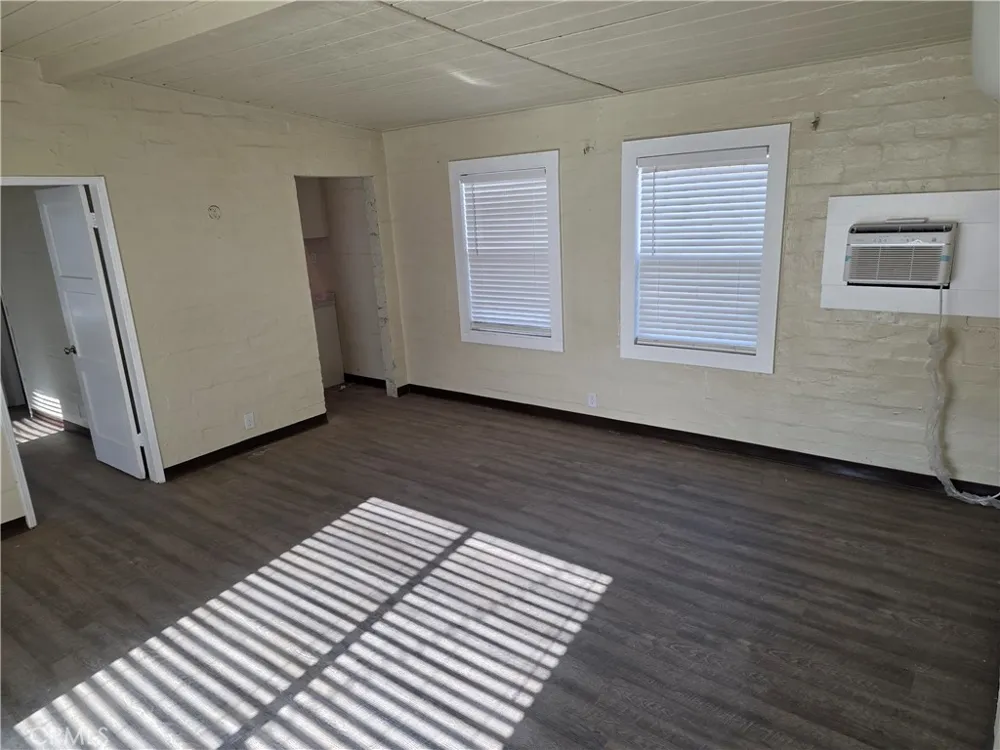 10090 Eddystone Riverside, CA 92503
