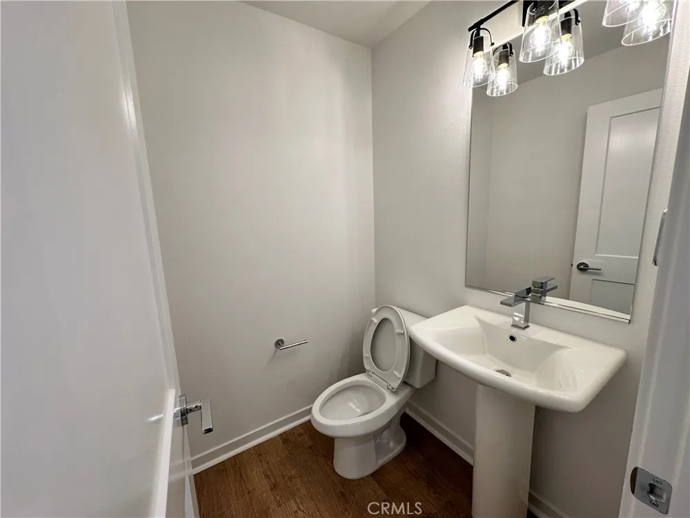 249 Averett Court Claremont, CA 91711