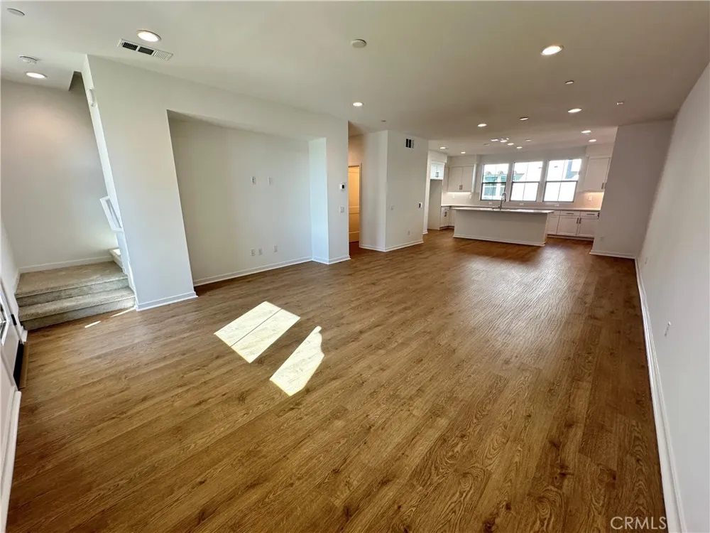 249 Averett Court Claremont, CA 91711