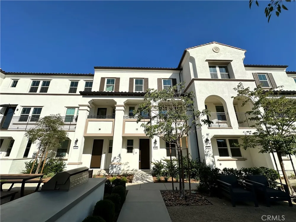 249 Averett Court Claremont, CA 91711