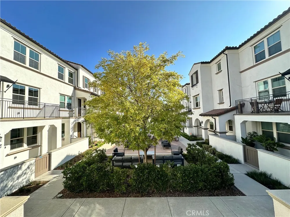 249 Averett Court Claremont, CA 91711