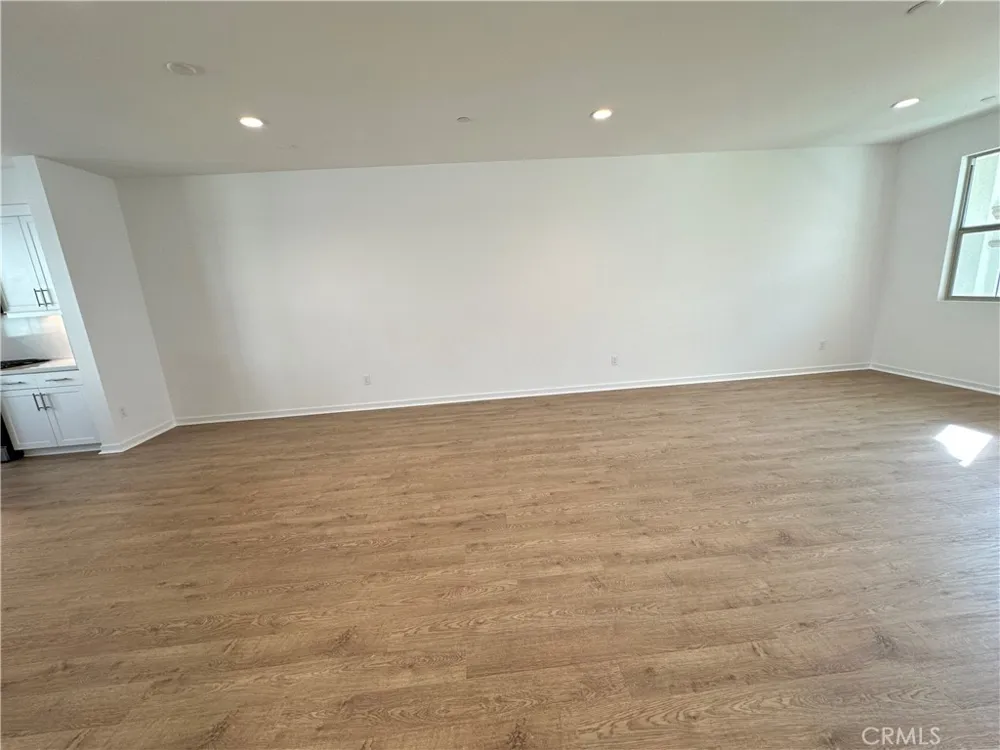 249 Averett Court Claremont, CA 91711