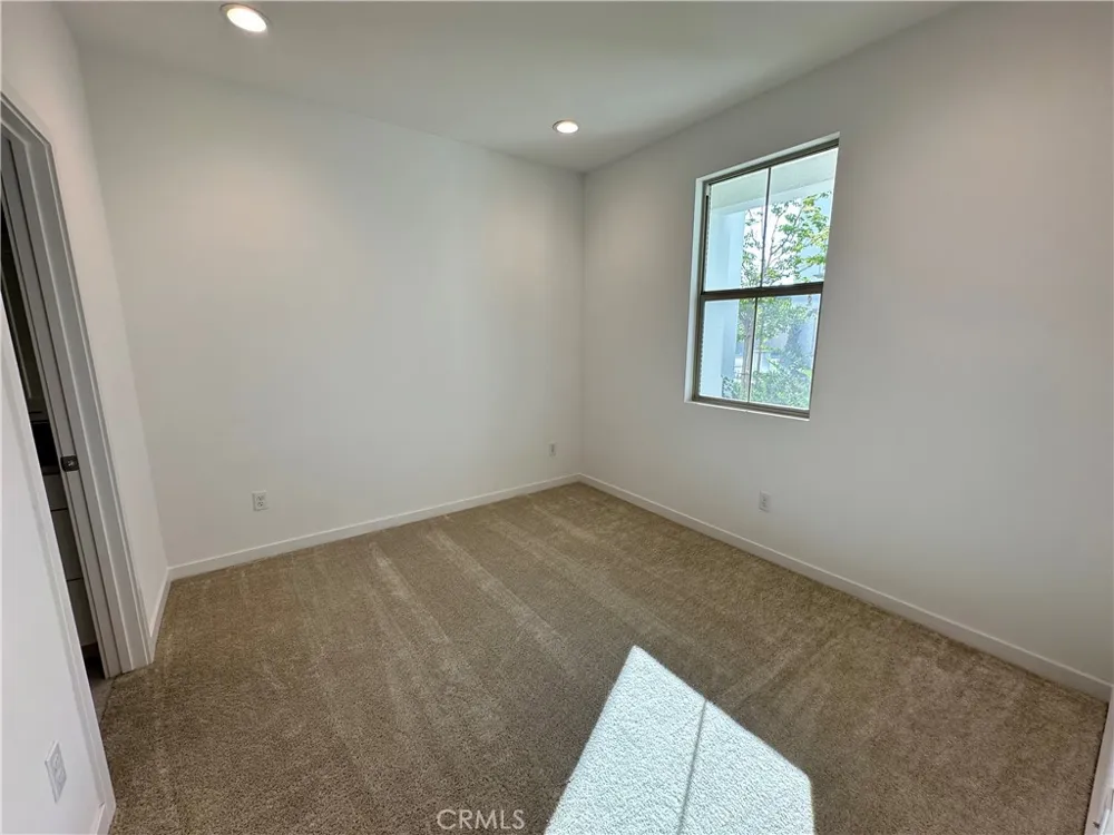 249 Averett Court Claremont, CA 91711