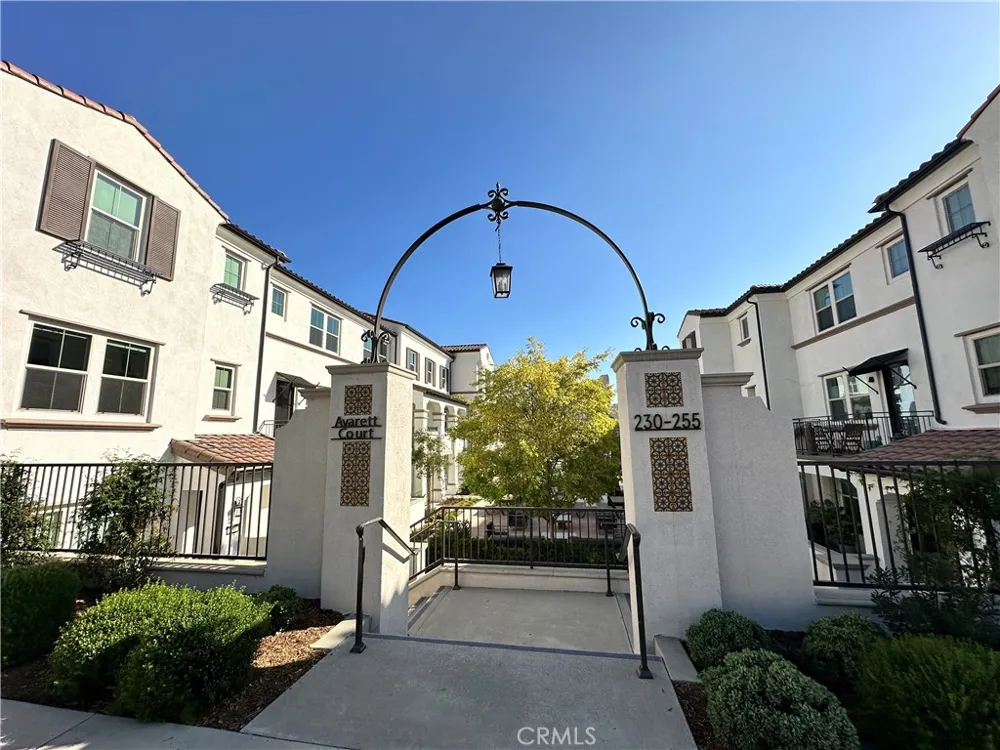249 Averett Court Claremont, CA 91711