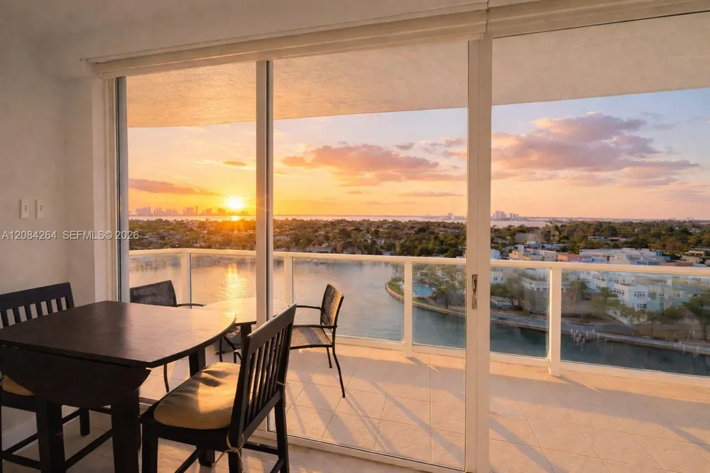 5900 Collins Ave #1405 Miami Beach, FL 33140