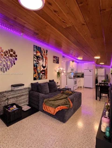 311 NW 56th Ave #B