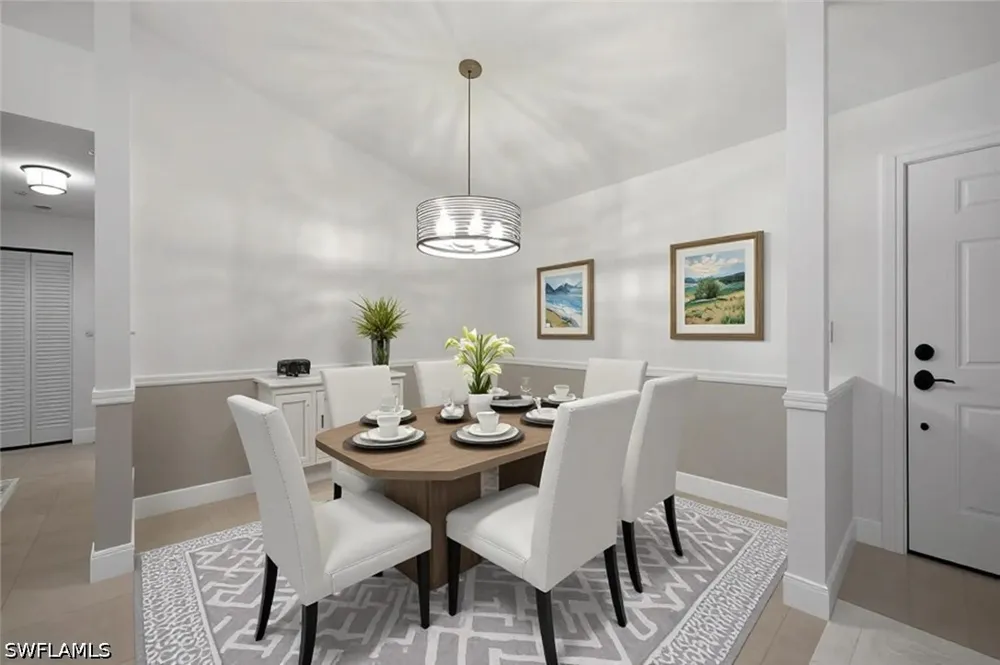 Luna Circle #204 Naples, FL 34109