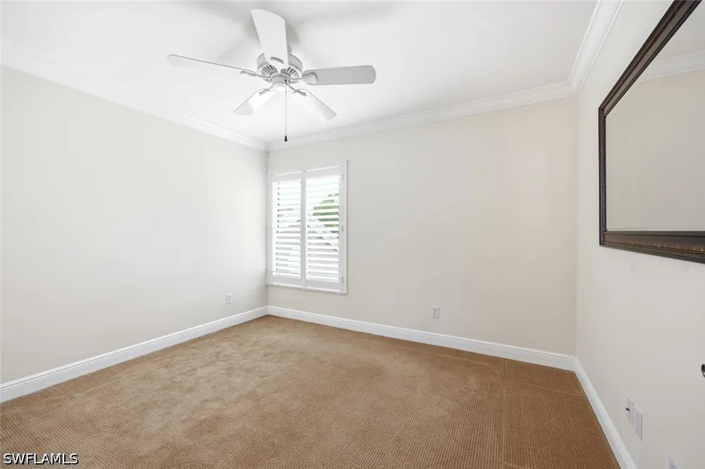 Luna Circle #204 Naples, FL 34109