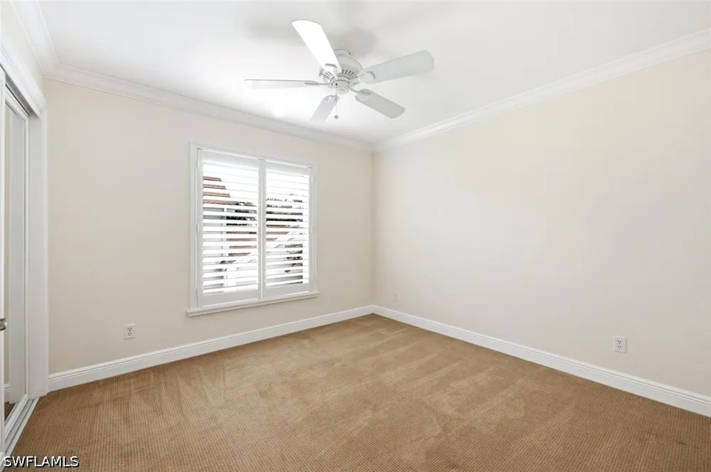 Luna Circle #204 Naples, FL 34109