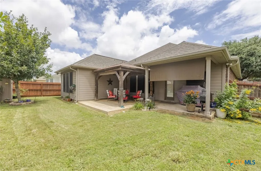 3517 Enchanted Farm Schertz, TX 78154