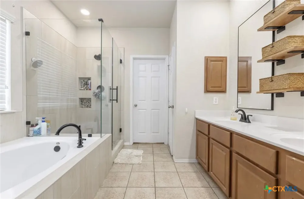 3517 Enchanted Farm Schertz, TX 78154