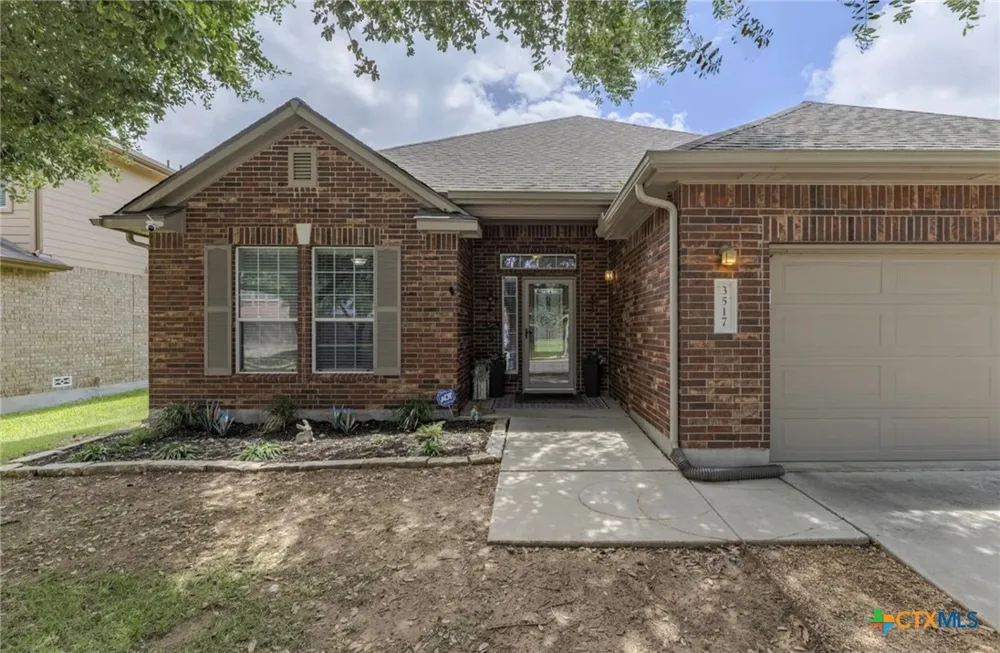 3517 Enchanted Farm Schertz, TX 78154