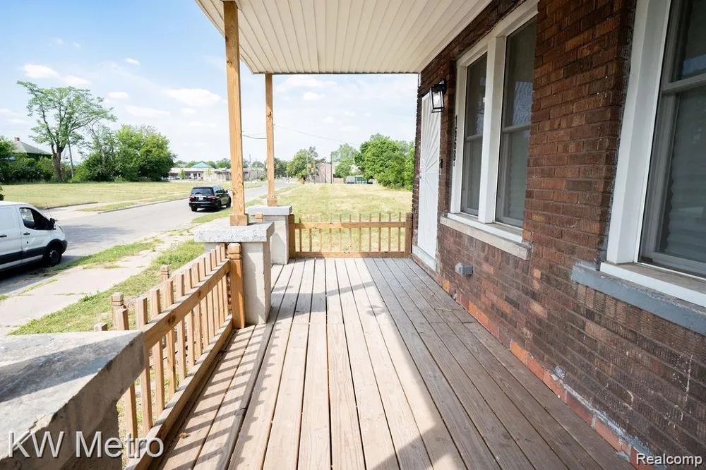 1668 Blaine Street Detroit City, MI 48206