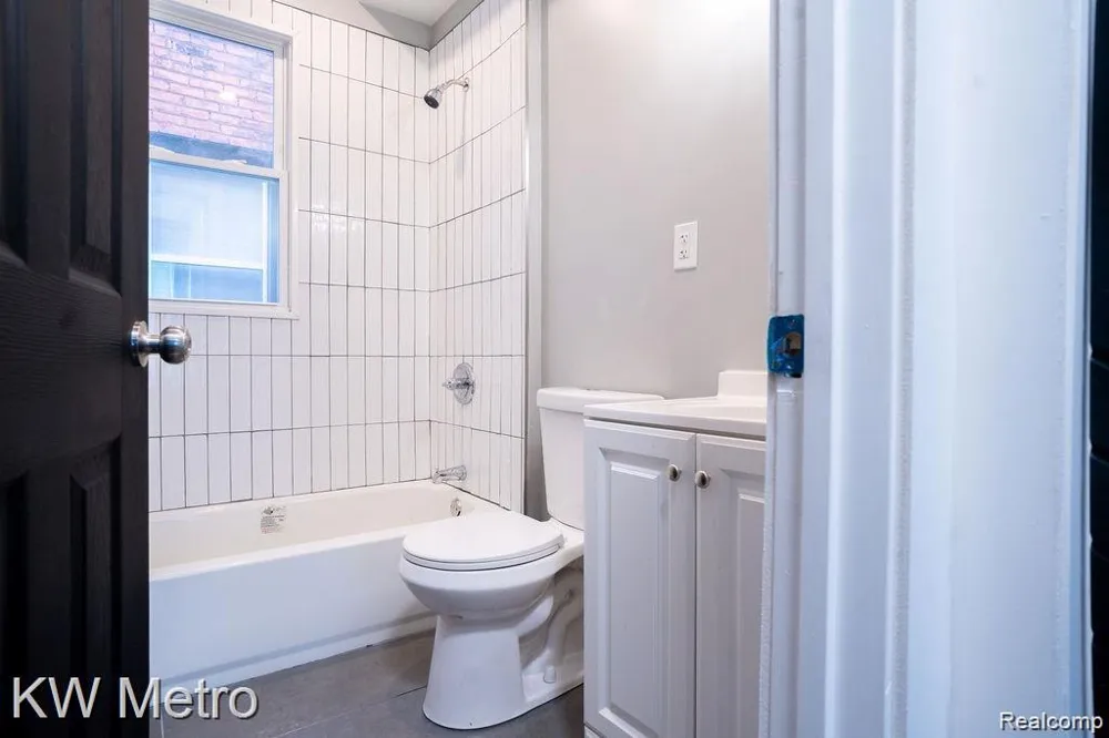 1668 Blaine Street Detroit City, MI 48206