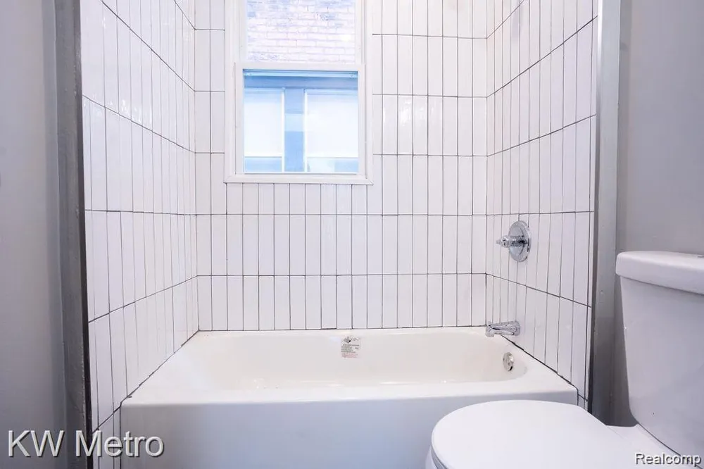 1668 Blaine Street Detroit City, MI 48206