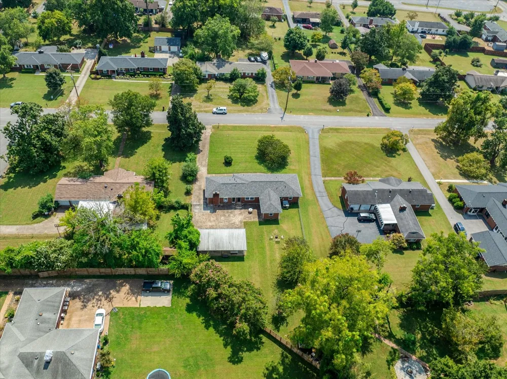 2512 Meadowood Dr Nashville, TN 37214