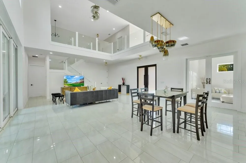 10468 SW 32ND AVENUE Gainesville, FL 32608