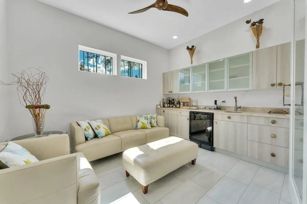 10468 SW 32ND AVENUE Gainesville, FL 32608