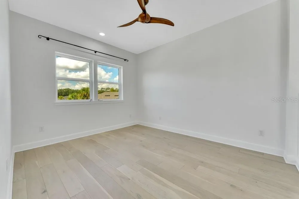 10468 SW 32ND AVENUE Gainesville, FL 32608