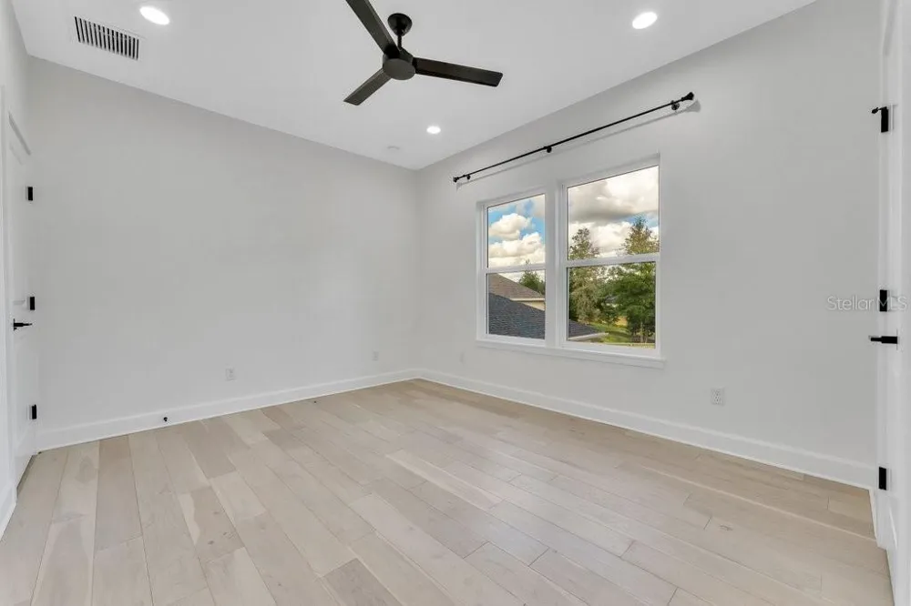 10468 SW 32ND AVENUE Gainesville, FL 32608