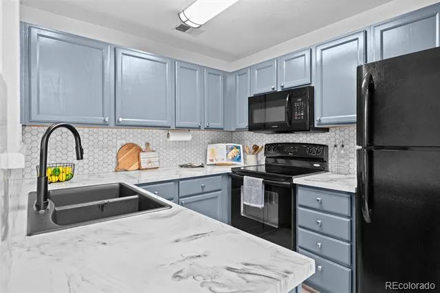 8361 S Upham Way #212 Littleton, CO 80128