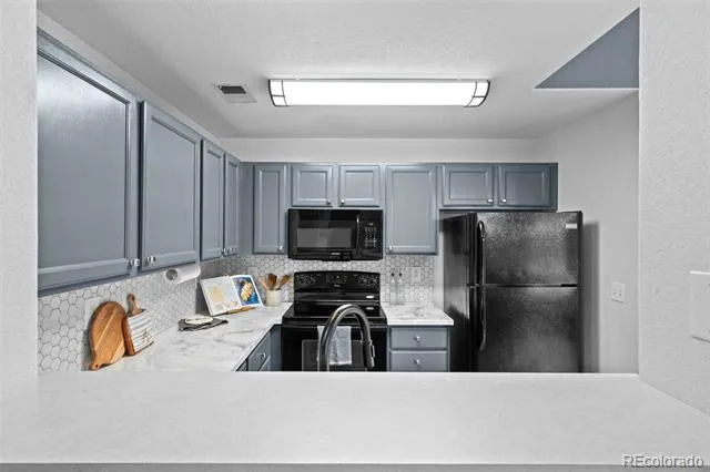 8361 S Upham Way #212 Littleton, CO 80128