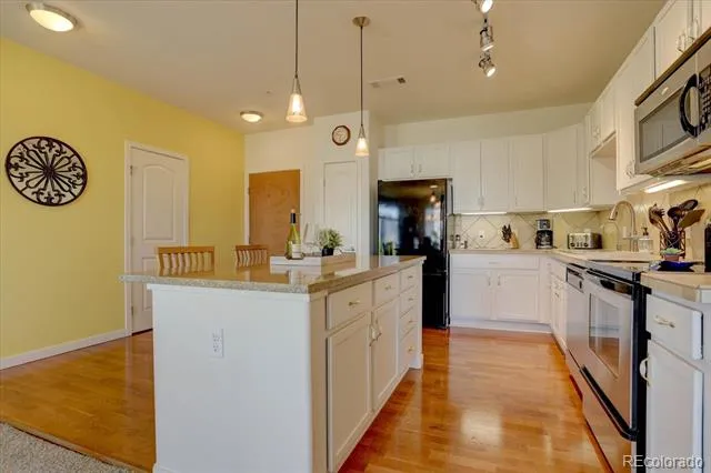 13456 Via Varra #213 Broomfield, CO 80020