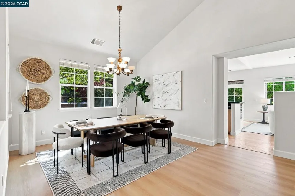 1101 Sunny Cove St Walnut Creek, CA 94597