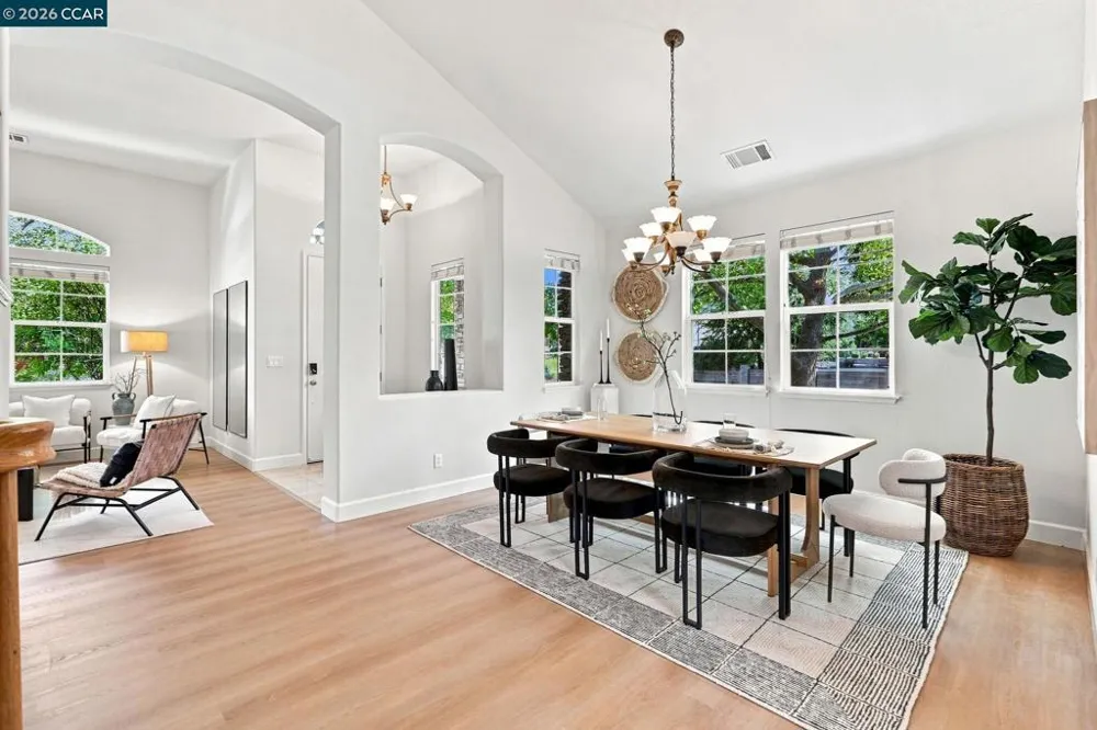 1101 Sunny Cove St Walnut Creek, CA 94597