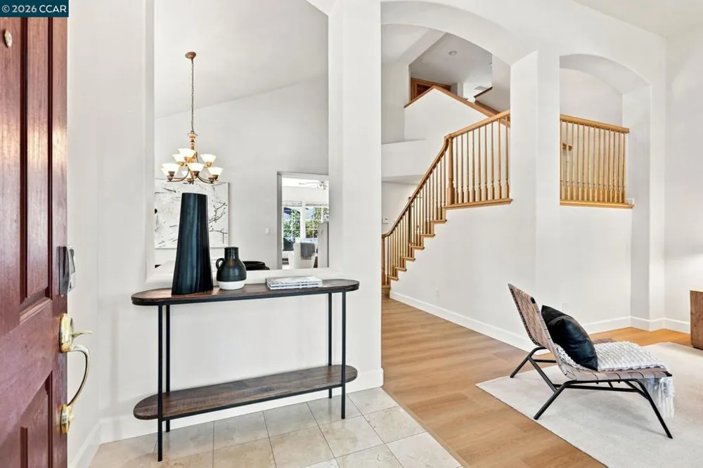 1101 Sunny Cove St Walnut Creek, CA 94597
