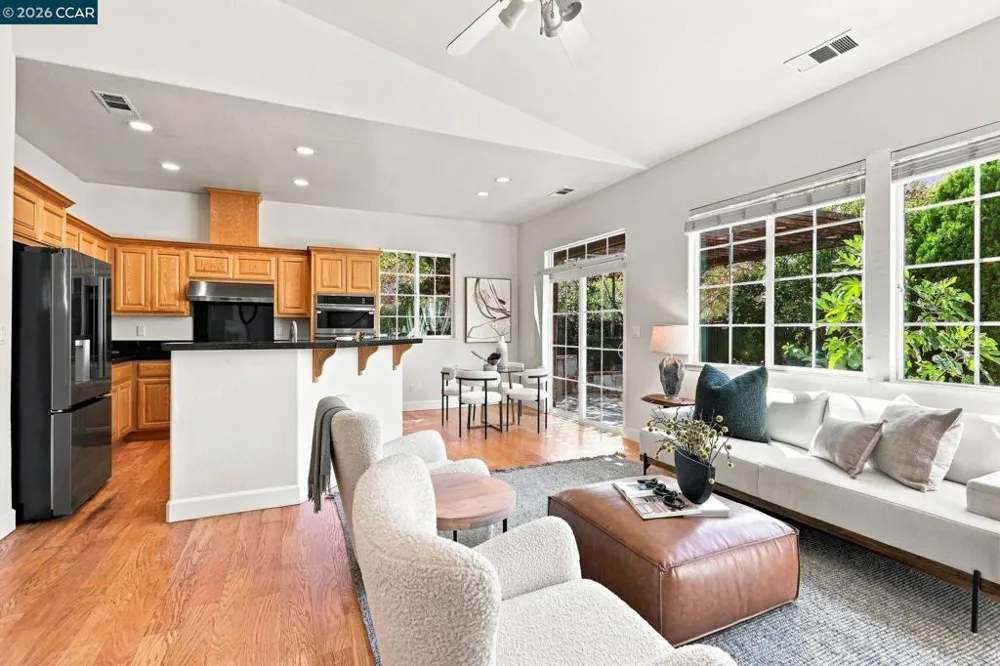 1101 Sunny Cove St Walnut Creek, CA 94597