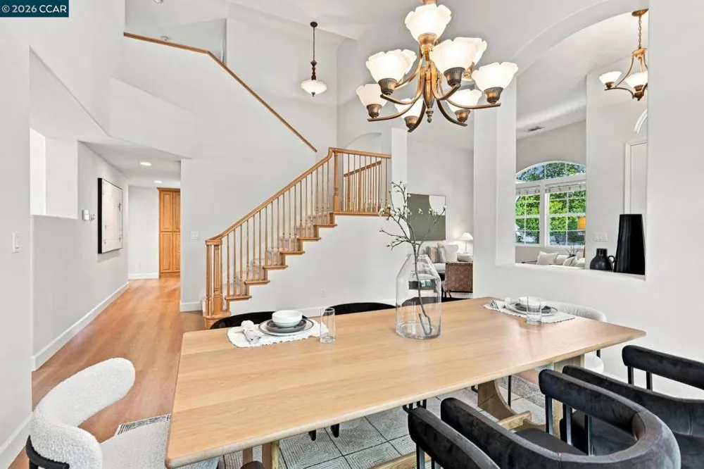 1101 Sunny Cove St Walnut Creek, CA 94597