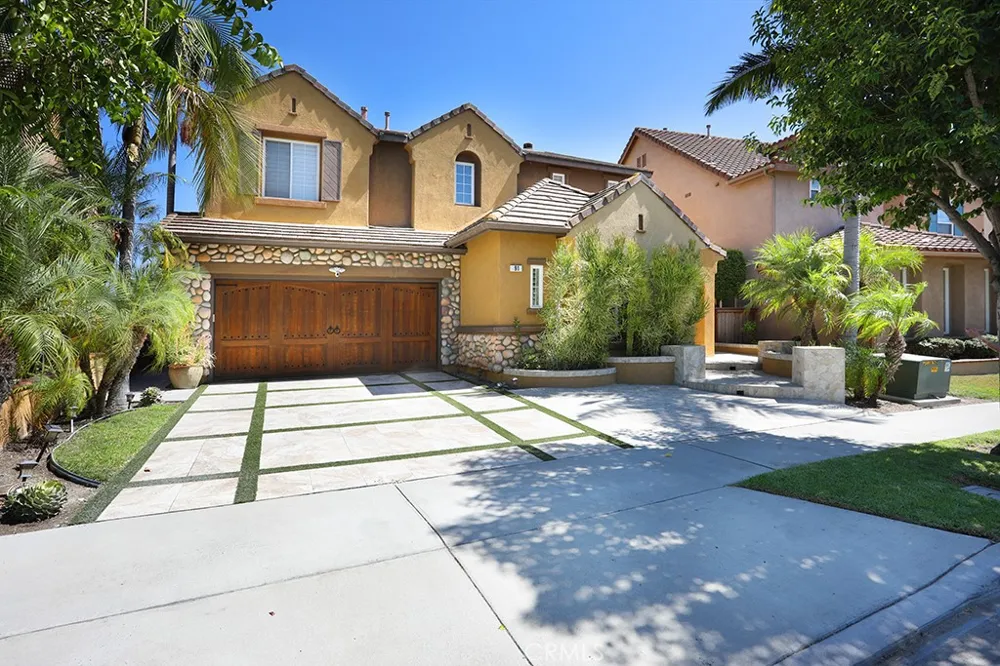 91 Windswept Way Mission Viejo, CA 92692