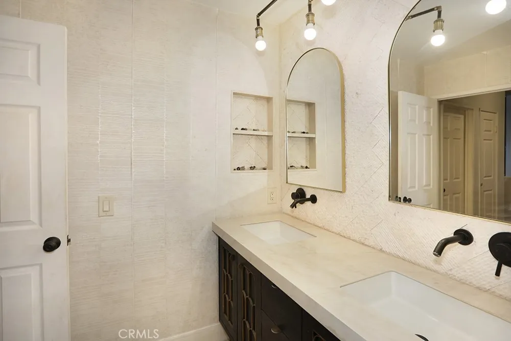 91 Windswept Way Mission Viejo, CA 92692