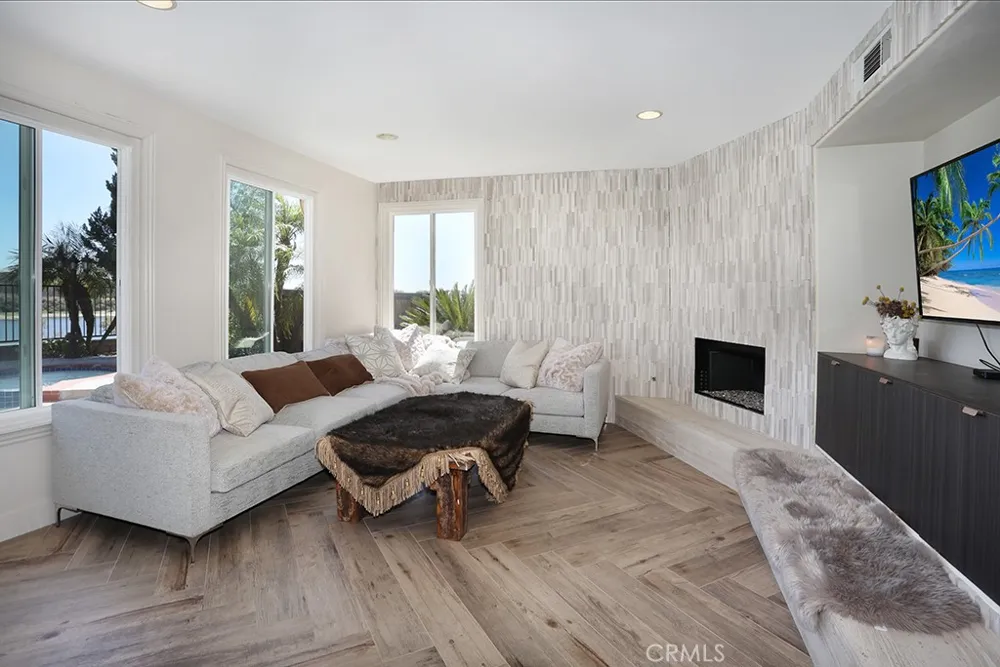 91 Windswept Way Mission Viejo, CA 92692