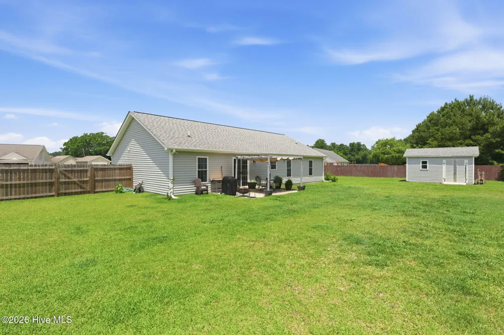 85 Plantation Oaks Drive New Bern, NC 28560