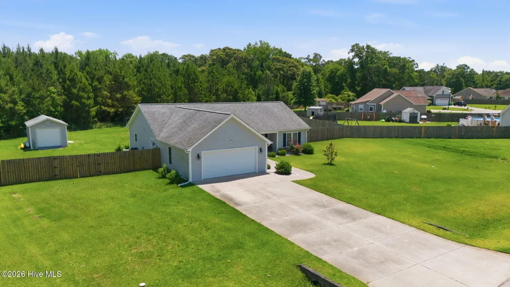 85 Plantation Oaks Drive New Bern, NC 28560