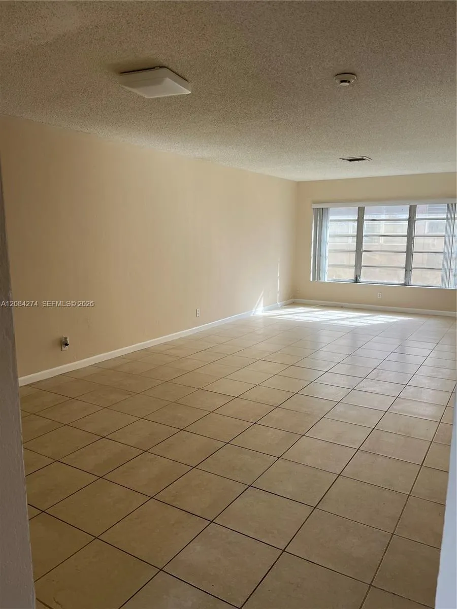 2840 Fillmore St #7 Hollywood, FL 33020