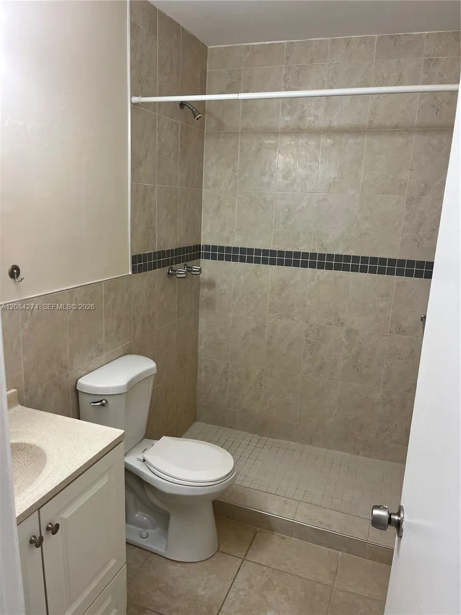 2840 Fillmore St #7 Hollywood, FL 33020